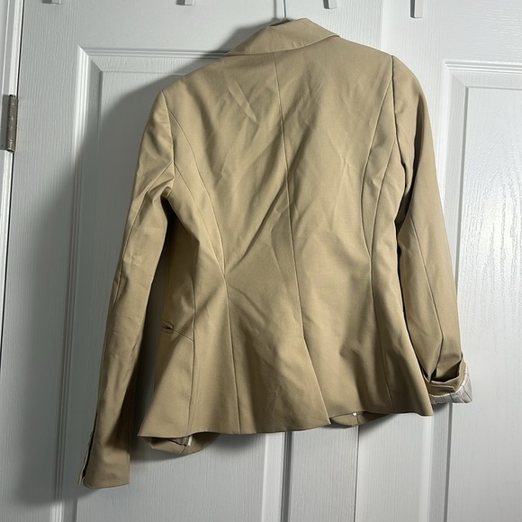 The Limited Sz 2 Tall Suit Jacket tan - EUC with cute striped lining - Picture 6 of 6